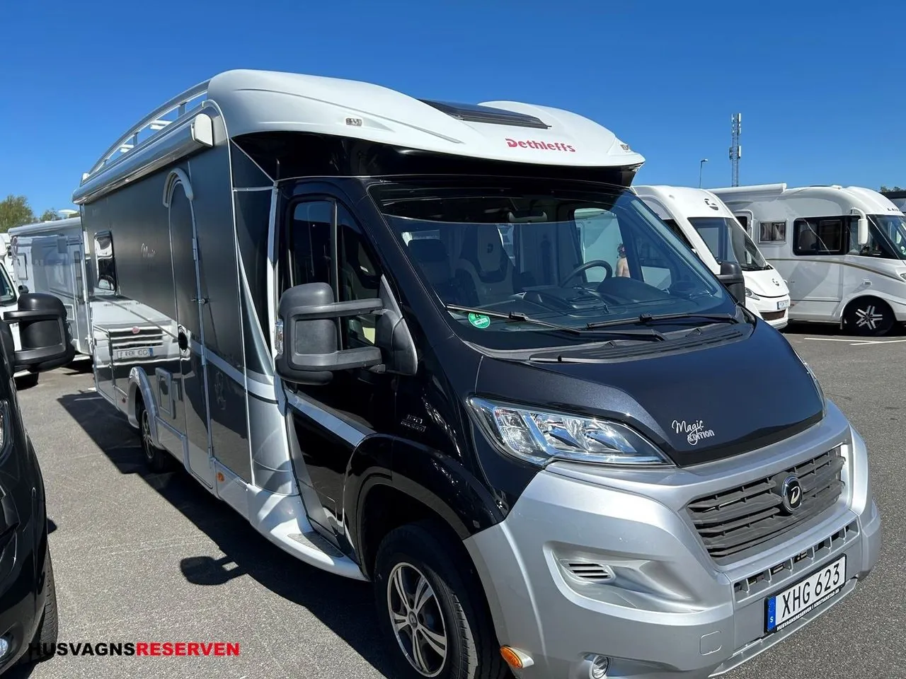 Vehicle image 7