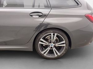 BMW 320 bild 38