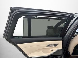 BMW 320 bild 31