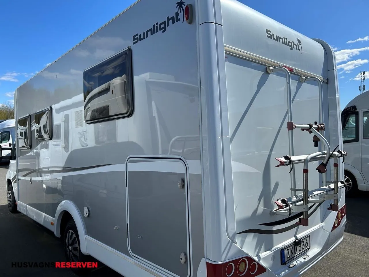 Vehicle image 2