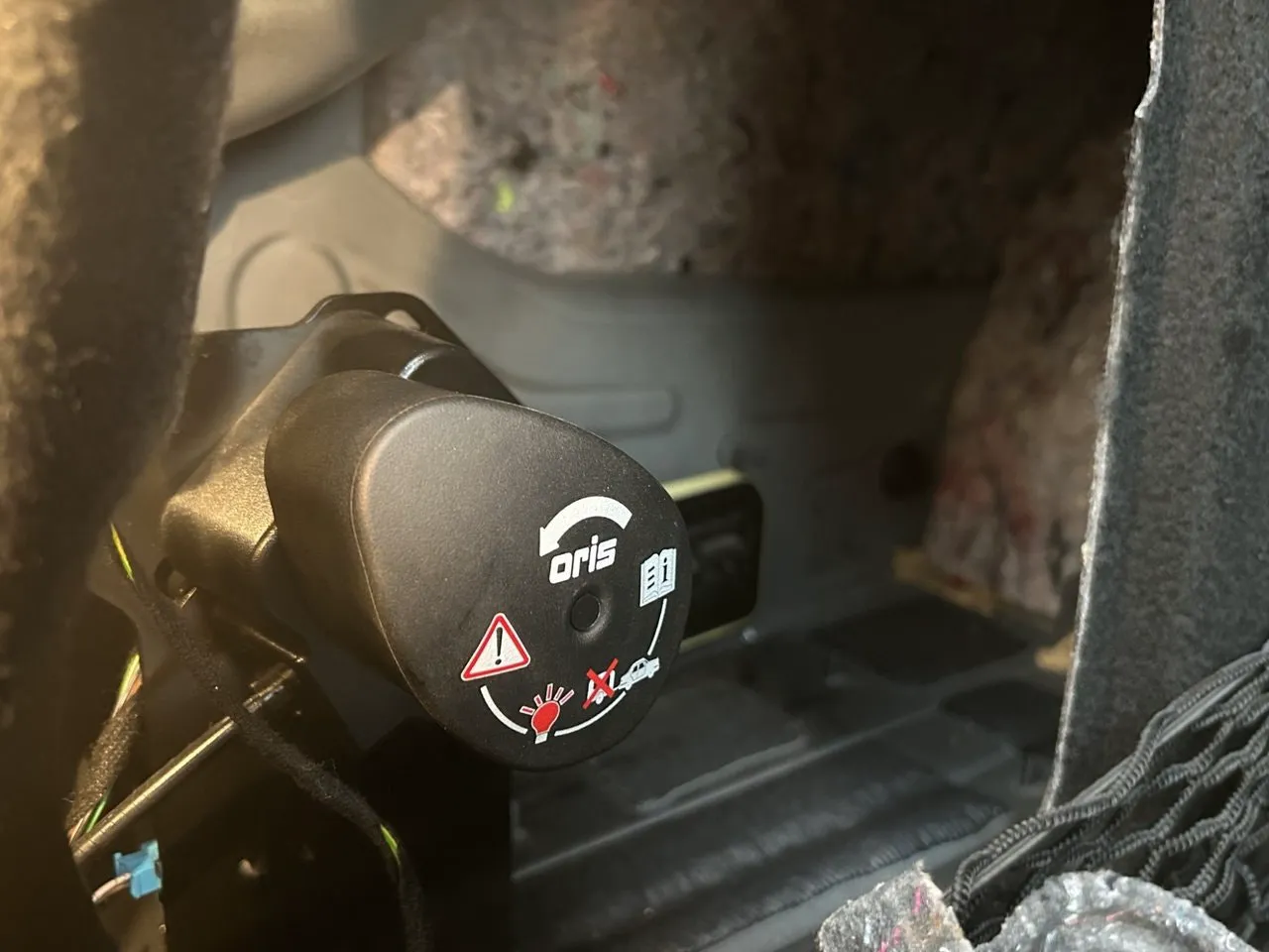 Vehicle image 24