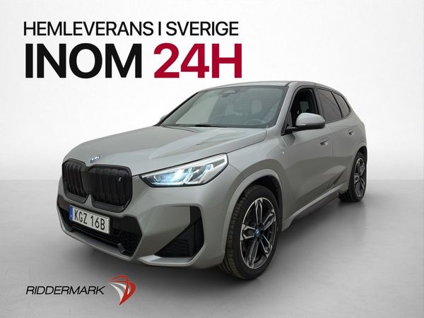 BMW iX1 xDrive30 M Sport Kamera CarPlay Drag En-Brukare MOMS - 2023