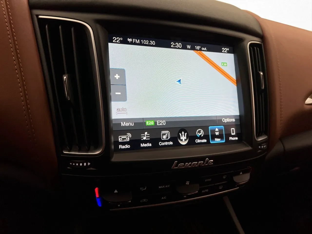 Vehicle image 20