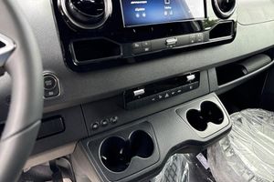 Mercedes e-Sprinter bild 13