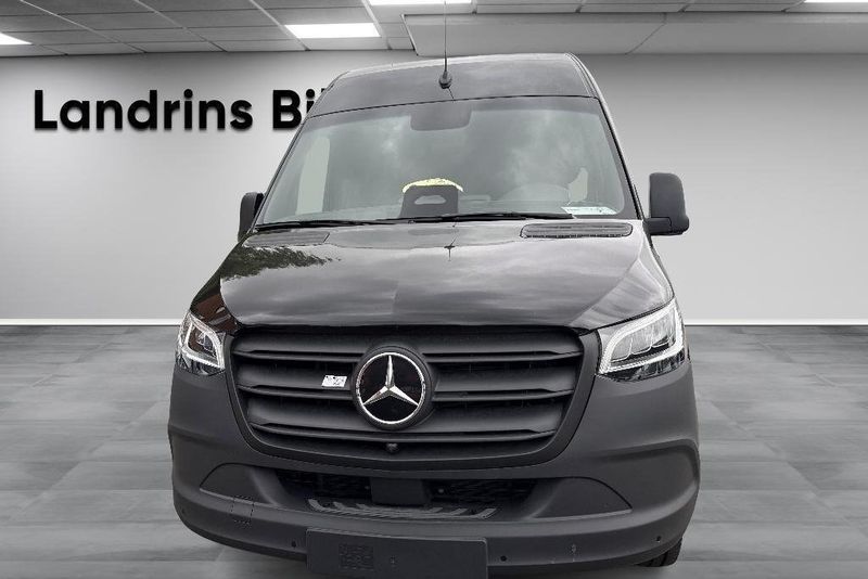 Mercedes e-Sprinter bild 2