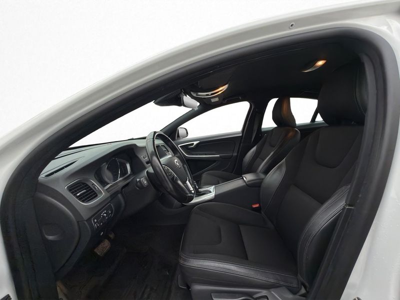 Volvo S60 bild 9