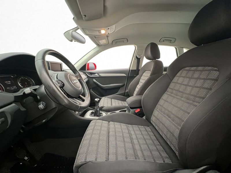 Audi Q3 bild 10