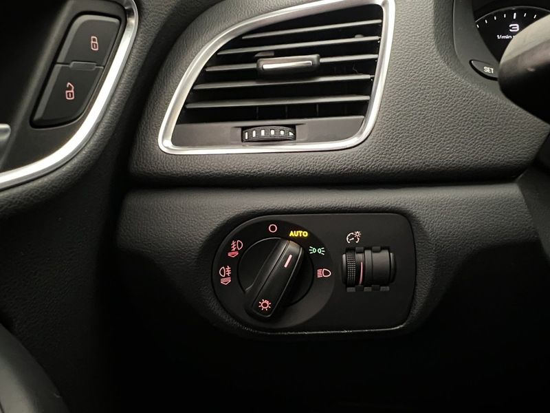 Audi Q3 bild 12