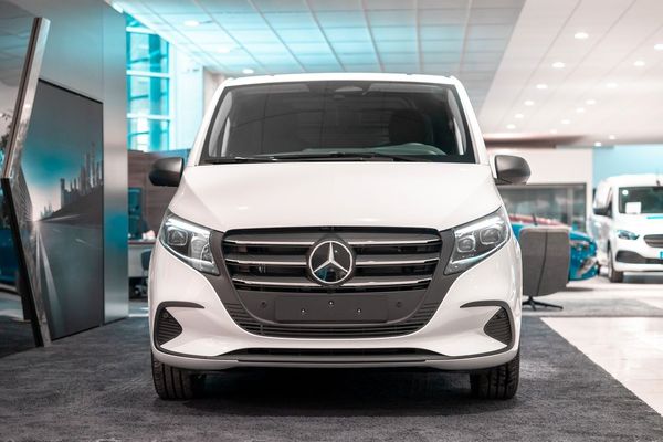 Mercedes Vito 116 CDI Ex.Lång Automat Navi Skjutdörr v. - 2025