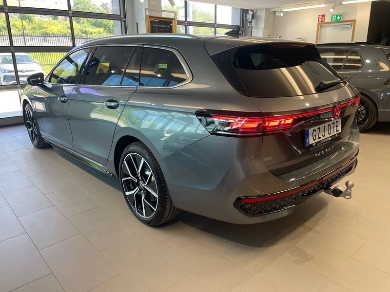 Volkswagen Passat bild 7