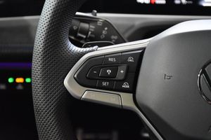 Volkswagen Passat bild 11