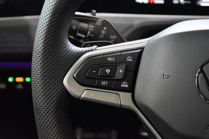 Volkswagen Passat bild 11
