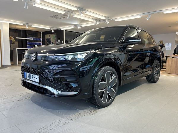 Volkswagen Tiguan eHybrid R-Line SWE-Edition 3395kr/mån *tom *SEPTEMBER* - 2026