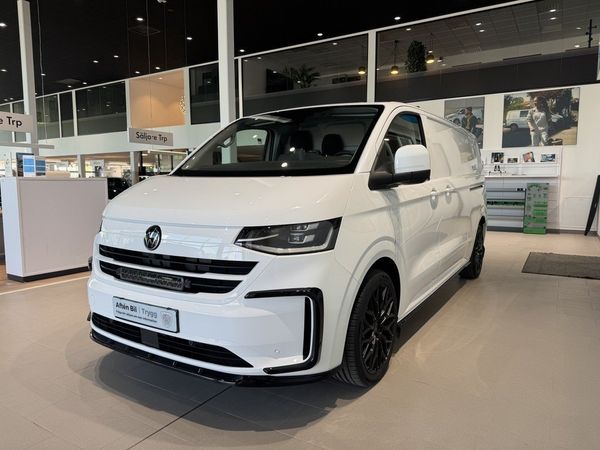 Volkswagen Transporter T32 2.0 TDI *AFTEN EDITION* BACKKAMERA/ DRAG / IQ-LIGHT - 2026