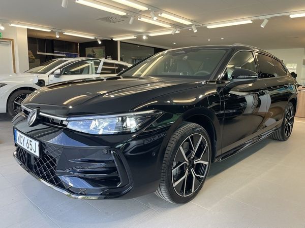 Volkswagen Passat eHybrid 272hk R-Line Privatleasing fr 4595kr tom SEPT - 2026