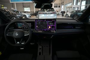 Volkswagen Passat bild 9