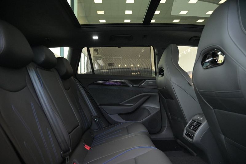 Volkswagen Passat bild 26