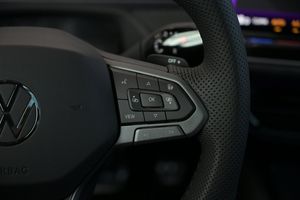 Volkswagen Passat bild 12