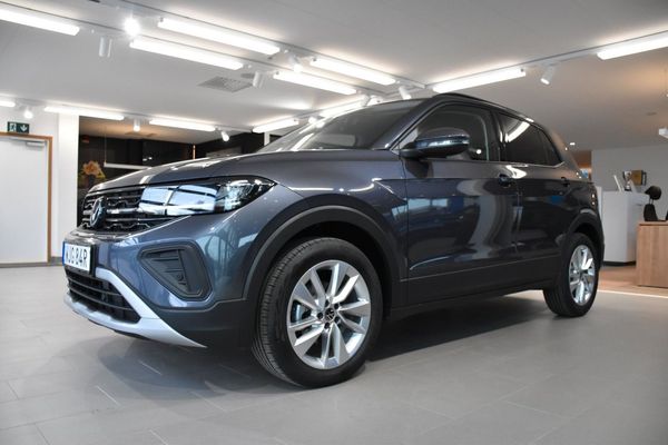 Volkswagen T-Cross SUPERKAMPANJ** fr. 2 295 kr/mån*lagerbil* - 2027