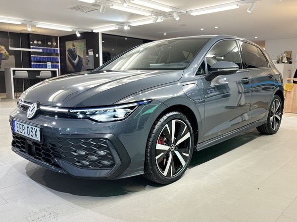 Volkswagen Golf GTE Plug in **Privatleasing fr.5 749kr/mån** - 2026