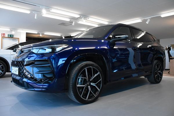 Volkswagen Tayron R-Line Edition *FULLUTRUSTAD* - 2025