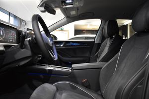 Volkswagen Passat bild 23