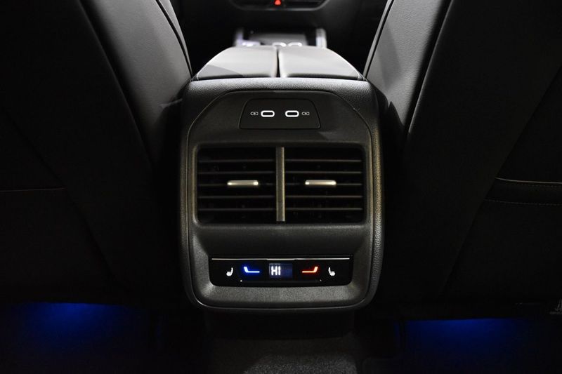 Volkswagen Passat bild 26
