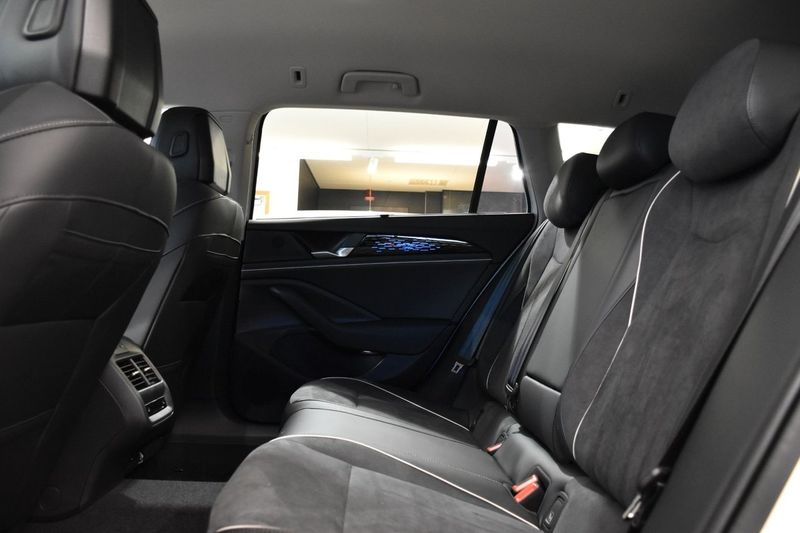 Volkswagen Passat bild 27