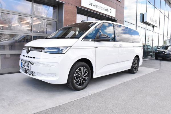 Volkswagen Multivan eHybrid 4MOTION, Style*VÄRMARE*7-sit - 2025
