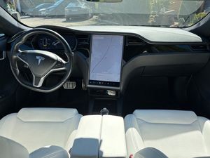 Tesla Model S bild 10