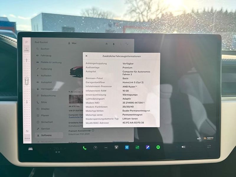 Tesla Model S bild 16