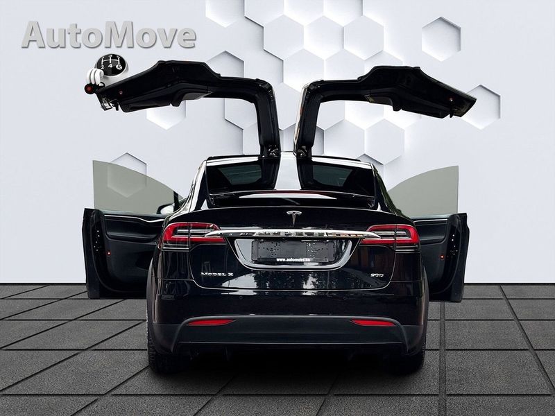 Tesla Model X bild 7