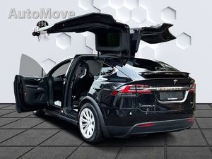 Tesla Model X bild 4