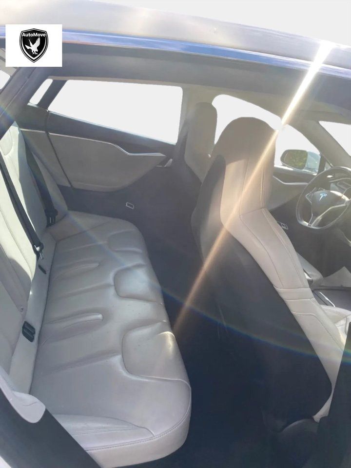 Tesla Model S bild 12