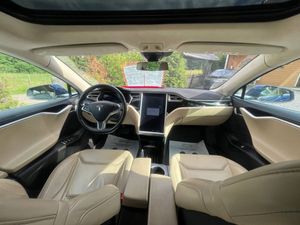 Tesla Model S bild 10