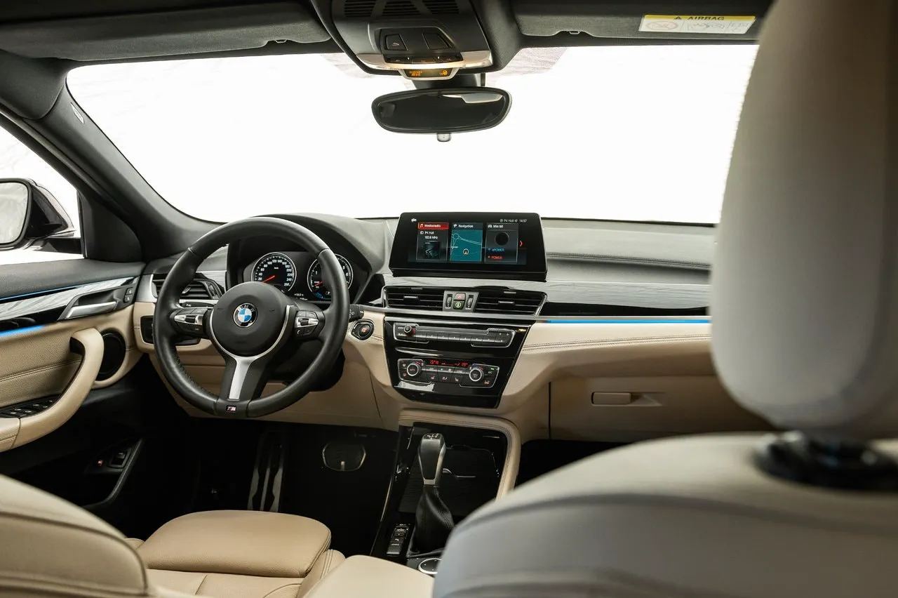 Vehicle image 20