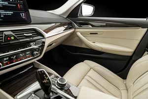 BMW 520 bild 14