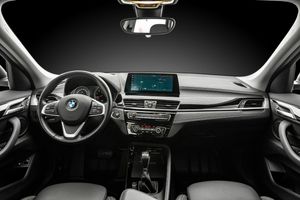 BMW X1 bild 8
