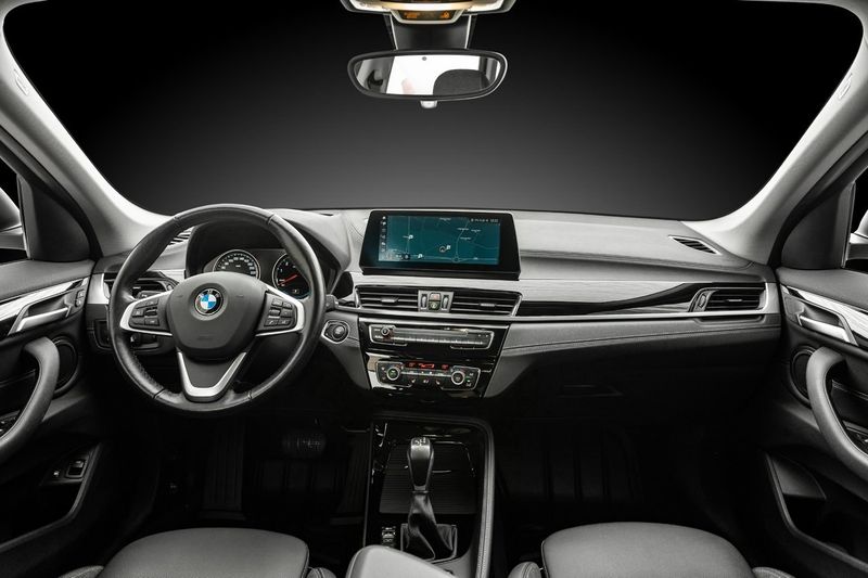 BMW X1 bild 8