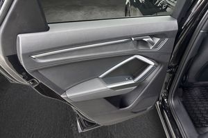 Audi Q3 bild 12