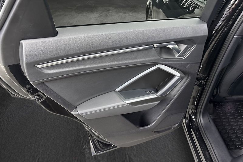 Audi Q3 bild 12