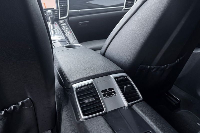 Porsche Panamera bild 21