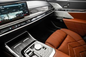 BMW i7 bild 20