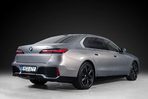BMW i7 bild 2