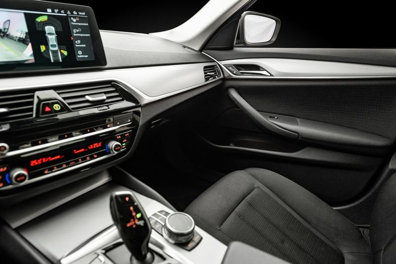 BMW 520 bild 14