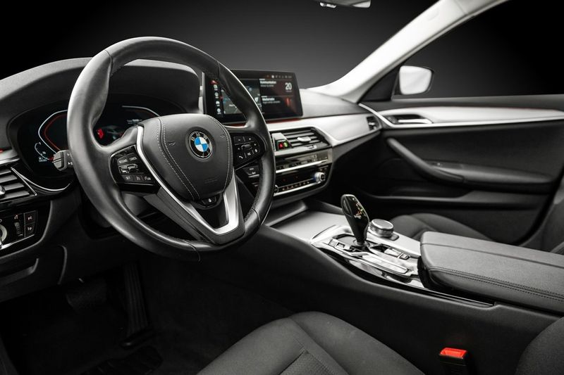 BMW 520 bild 15