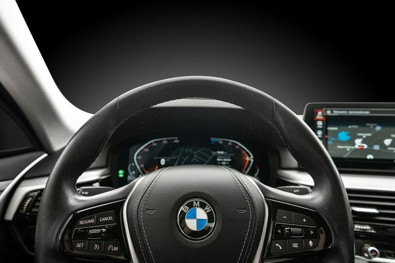 BMW 520 bild 9