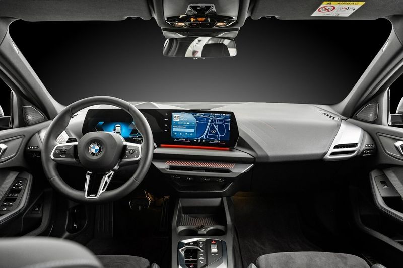BMW 120 bild 8