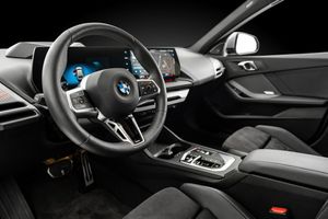 BMW 120 bild 15