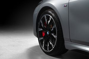 BMW 120 bild 7